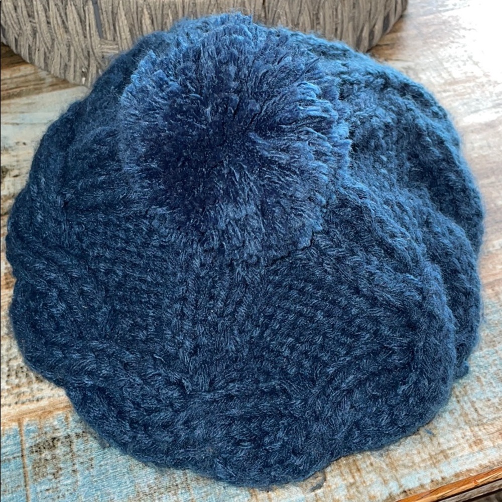 Sweater Beret